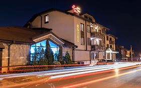 Хотел Евелина Палас